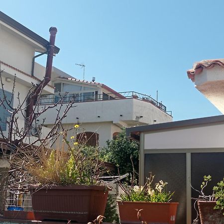 Mansarda Con Terrazzo Vista Mare Oliveri Exterior foto