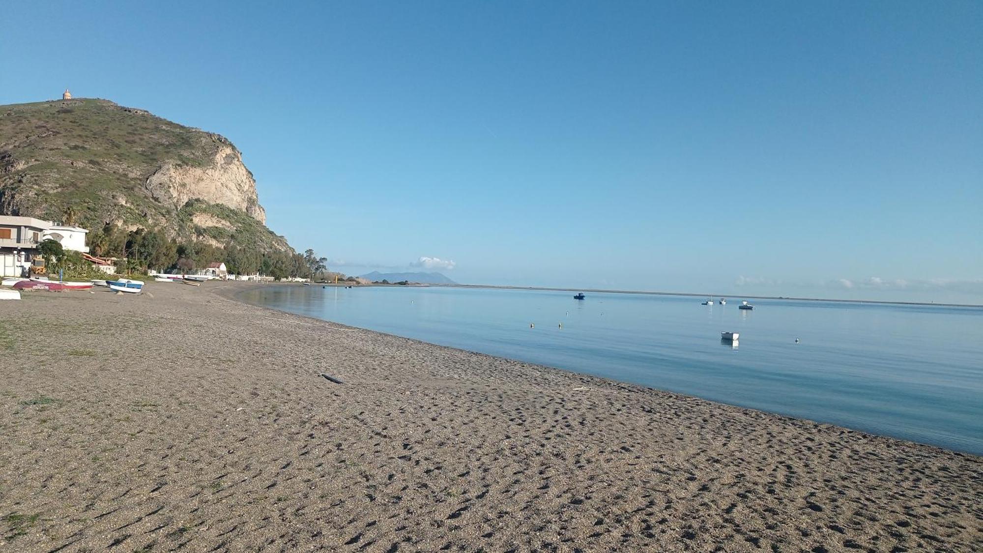 Mansarda Con Terrazzo Vista Mare Oliveri Exterior foto
